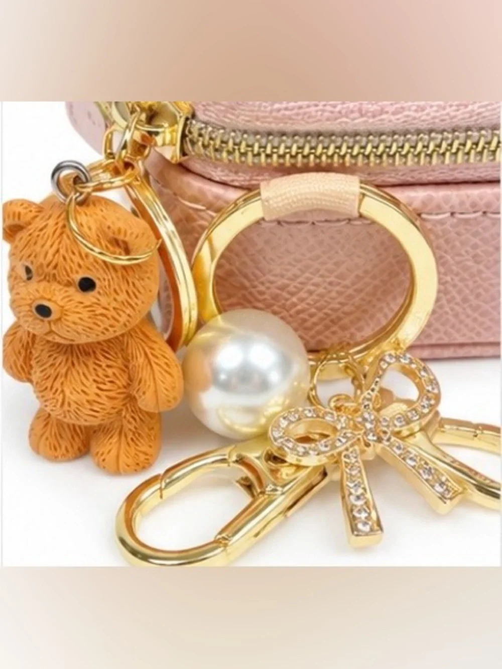 Travel Jewelry Case with Keychain – Light Pink | Compact Organizer 💍👜